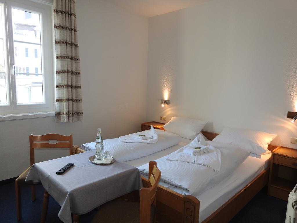 Hotel Hasen Kaufbeuren Allgaeu エクステリア 写真