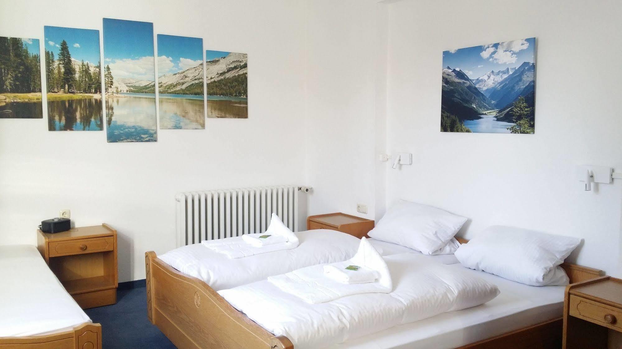 Hotel Hasen Kaufbeuren Allgaeu エクステリア 写真